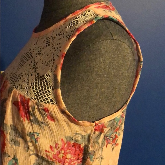 Tank top - Picture 4 of 5